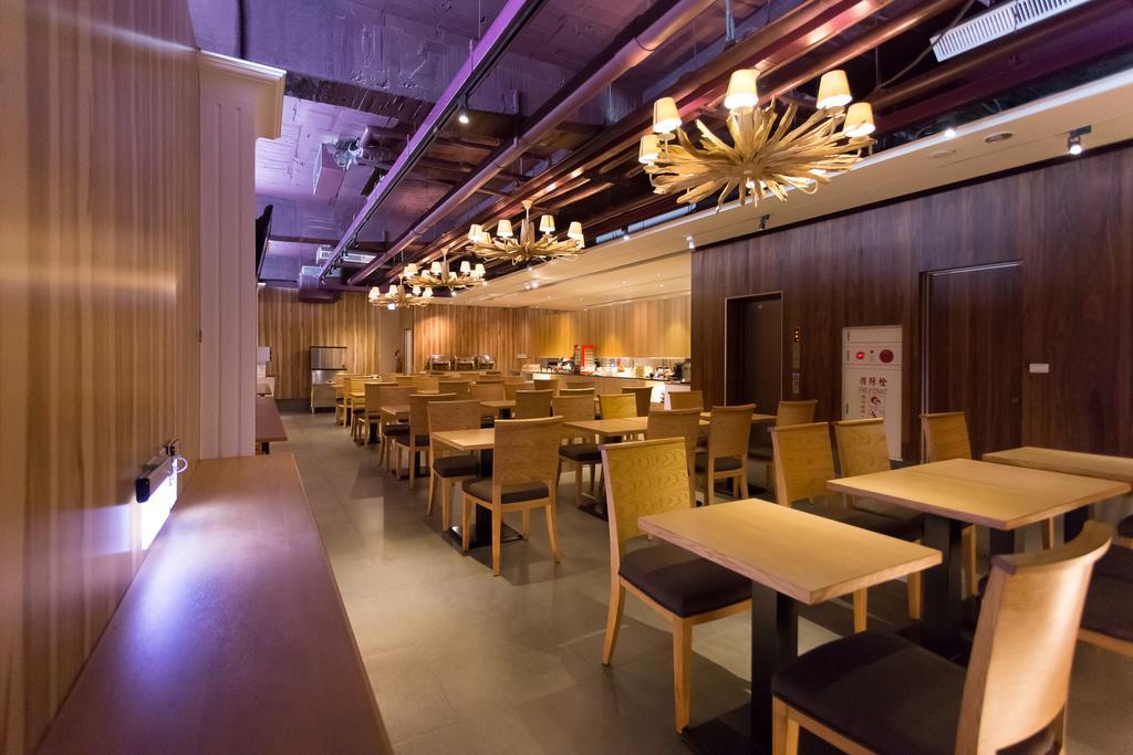 麗馨商旅七賢館 Otel Kaohsiung Dış mekan fotoğraf