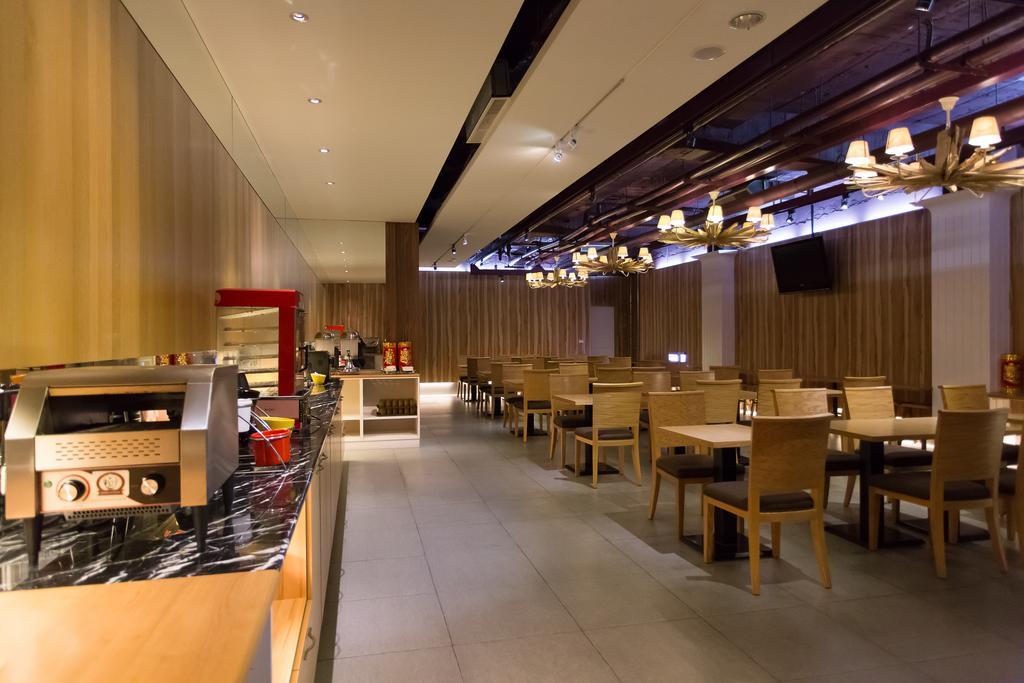 麗馨商旅七賢館 Otel Kaohsiung Dış mekan fotoğraf