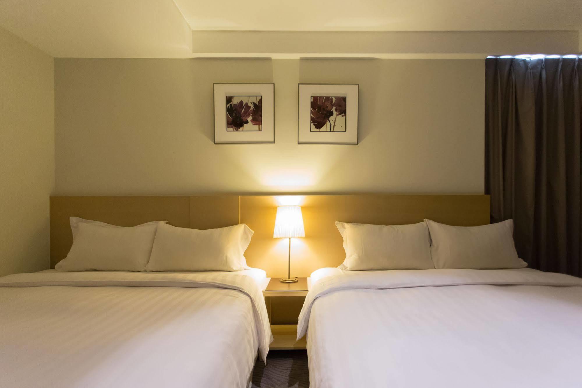 麗馨商旅七賢館 Otel Kaohsiung Dış mekan fotoğraf