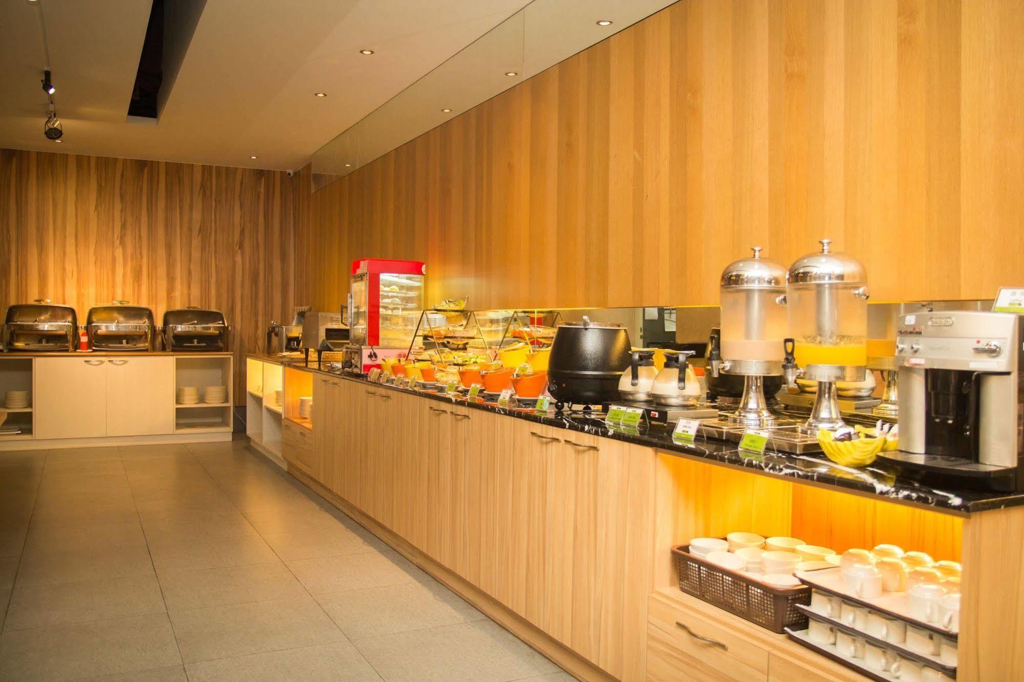 麗馨商旅七賢館 Otel Kaohsiung Dış mekan fotoğraf