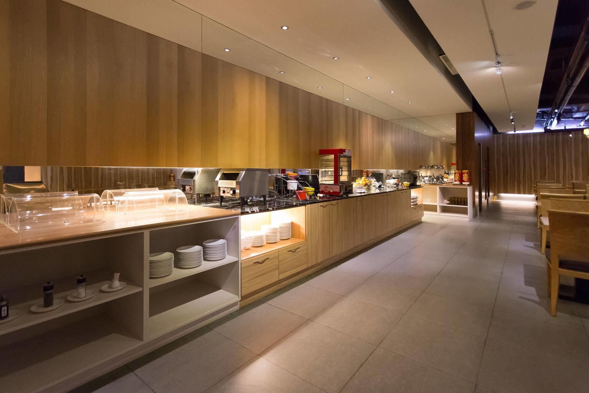 麗馨商旅七賢館 Otel Kaohsiung Dış mekan fotoğraf