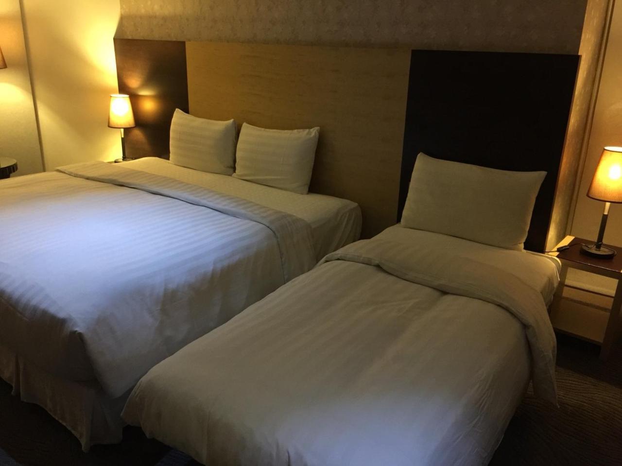 麗馨商旅七賢館 Otel Kaohsiung Dış mekan fotoğraf