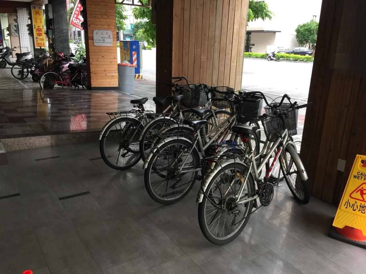 麗馨商旅七賢館 Otel Kaohsiung Dış mekan fotoğraf