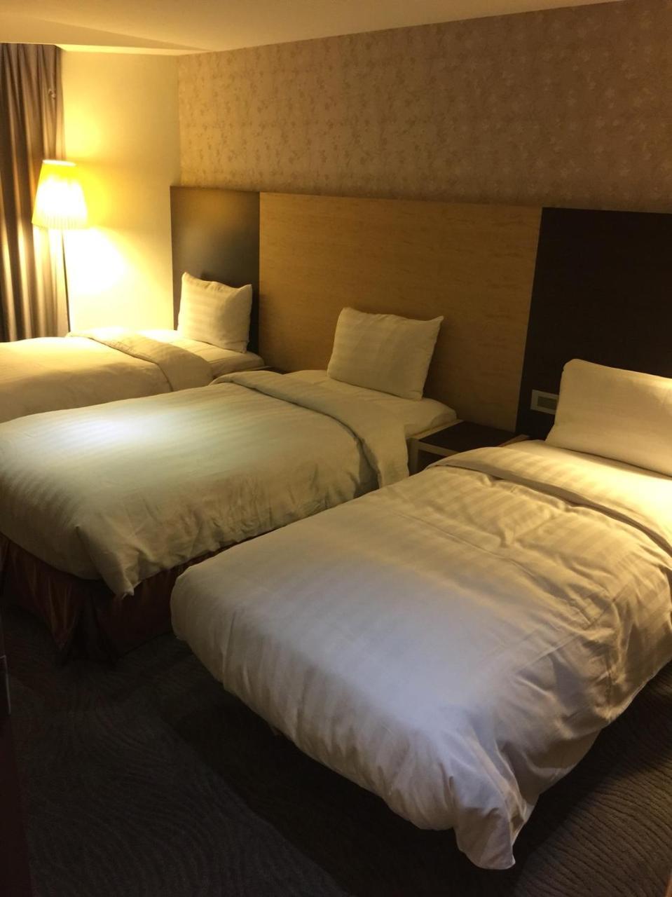 麗馨商旅七賢館 Otel Kaohsiung Dış mekan fotoğraf